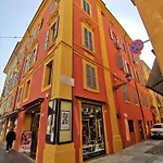 Διαμέρισμα Center Vicolo With Parking