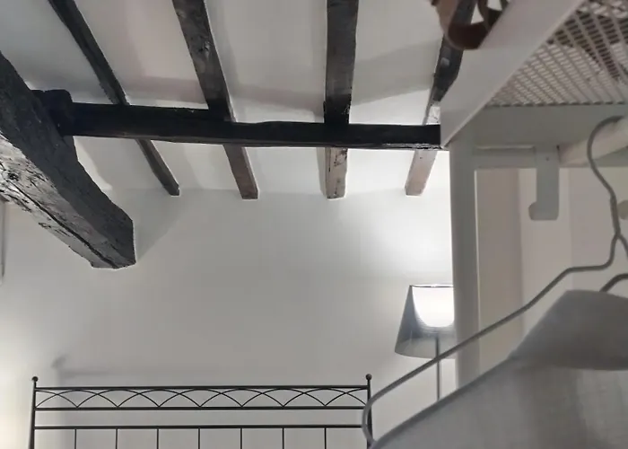 Apartman Center Vicolo With Parking Modena