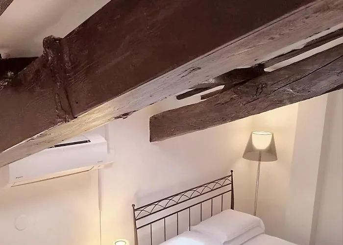 Center Vicolo With Parking * Modena