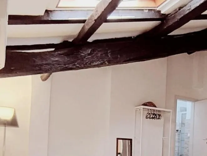 Center Vicolo With Parking Modena